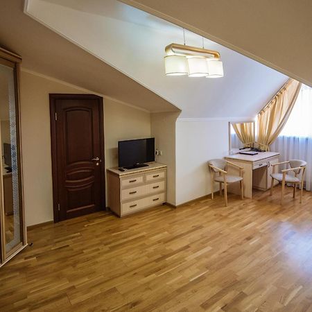Svityaz Resort Truskavets Oda fotoğraf