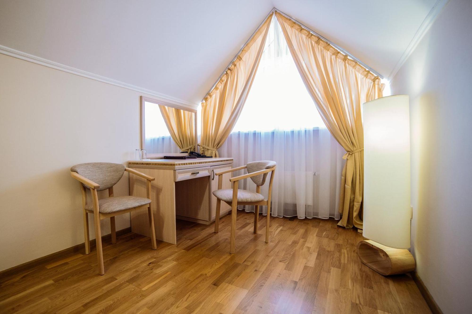 Svityaz Resort Truskavets Oda fotoğraf