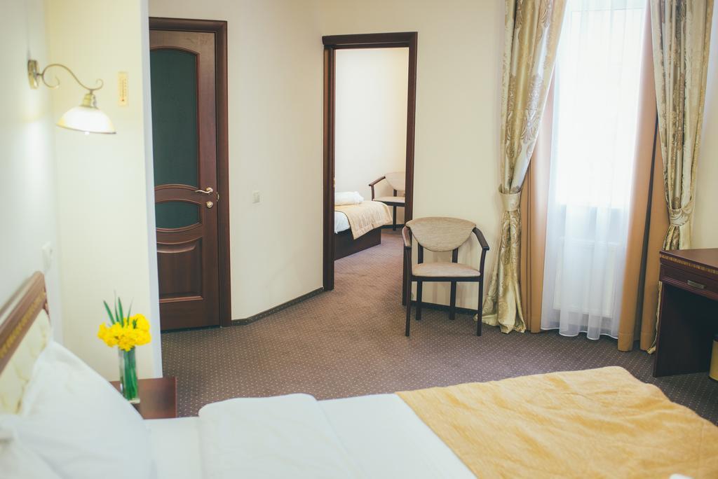 Svityaz Resort Truskavets Oda fotoğraf
